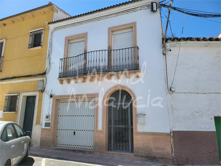 House in Casariche - view 1